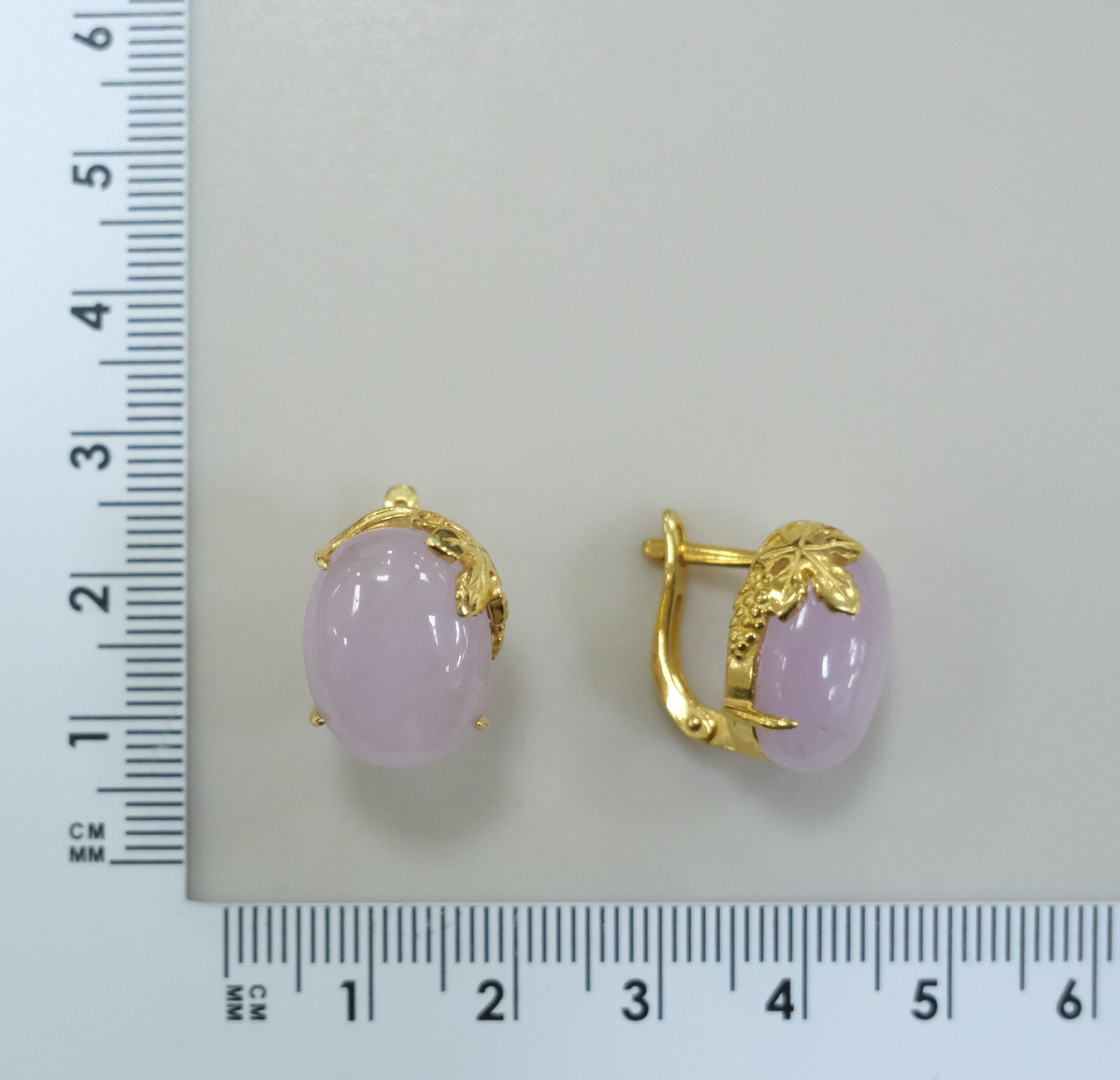 Серебряные серьги с кунцитами